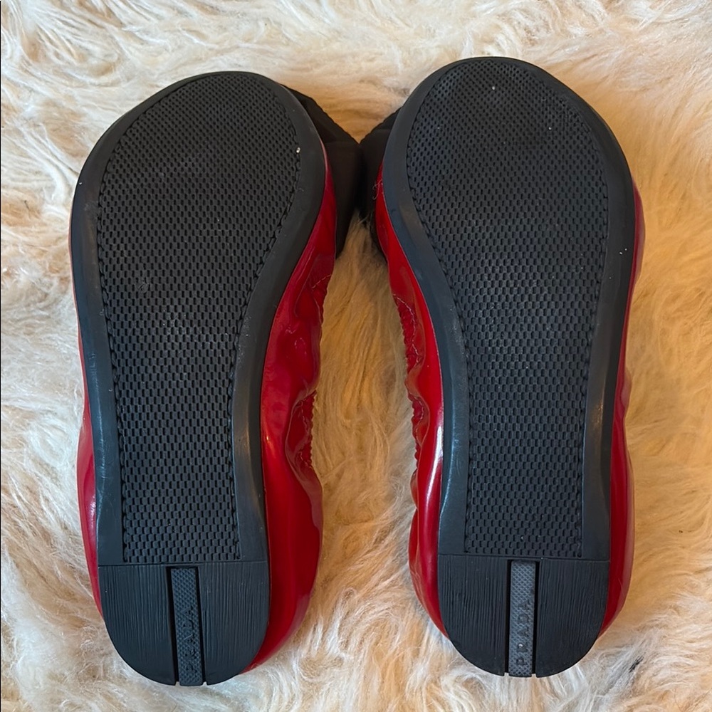 Prada Red and Black Flats with Bow Detail - Picture 2 of 3